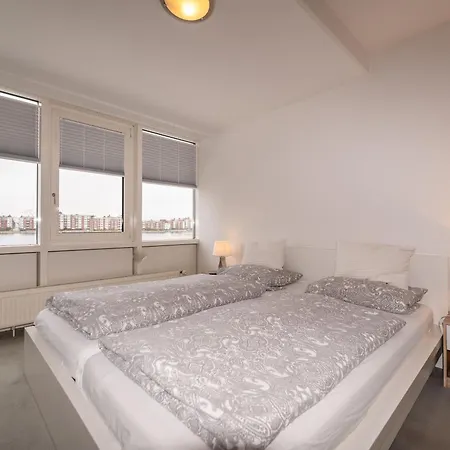 089 Skyline_ Direkte Strandla Апартаменты